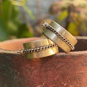 Gold Metal Earrings w/Chains